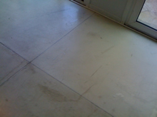 Antes y después de la limpieza carpeta cemento